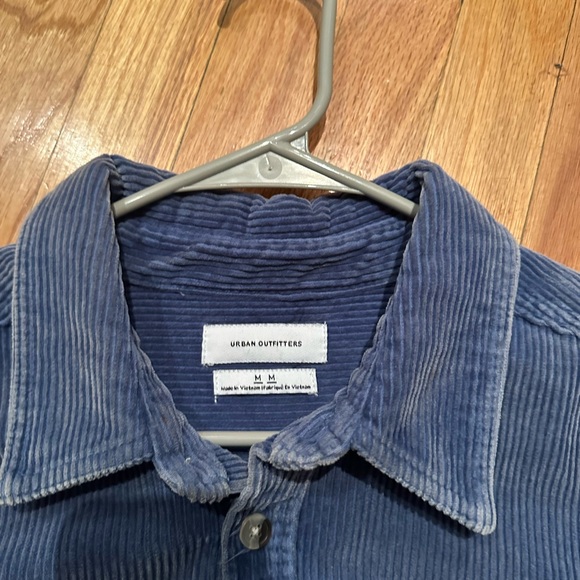 Corduroy shirt from urban. Lightly worn…like new. Heavier blend. Great quality - Picture 3 of 4